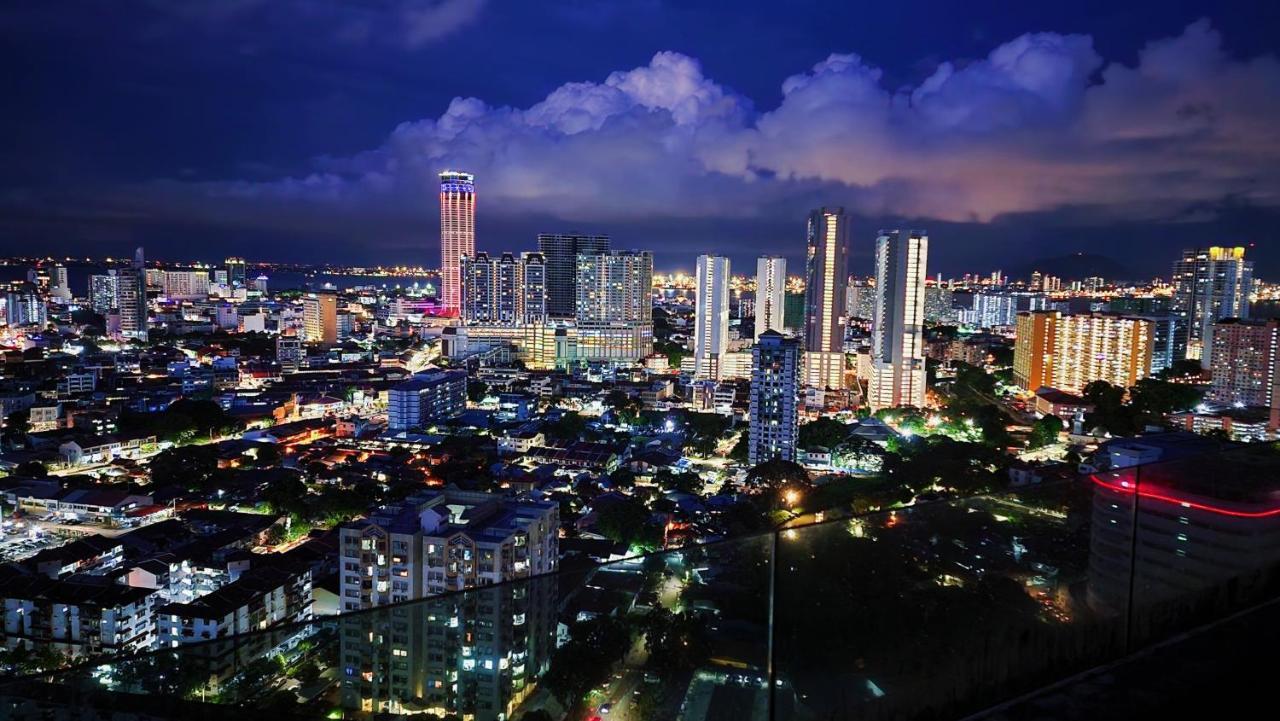 Skypool With Seaview 8Pax Beacon Executive Suites - Georgetown City Centre - 3Km To Komtar Exterior foto