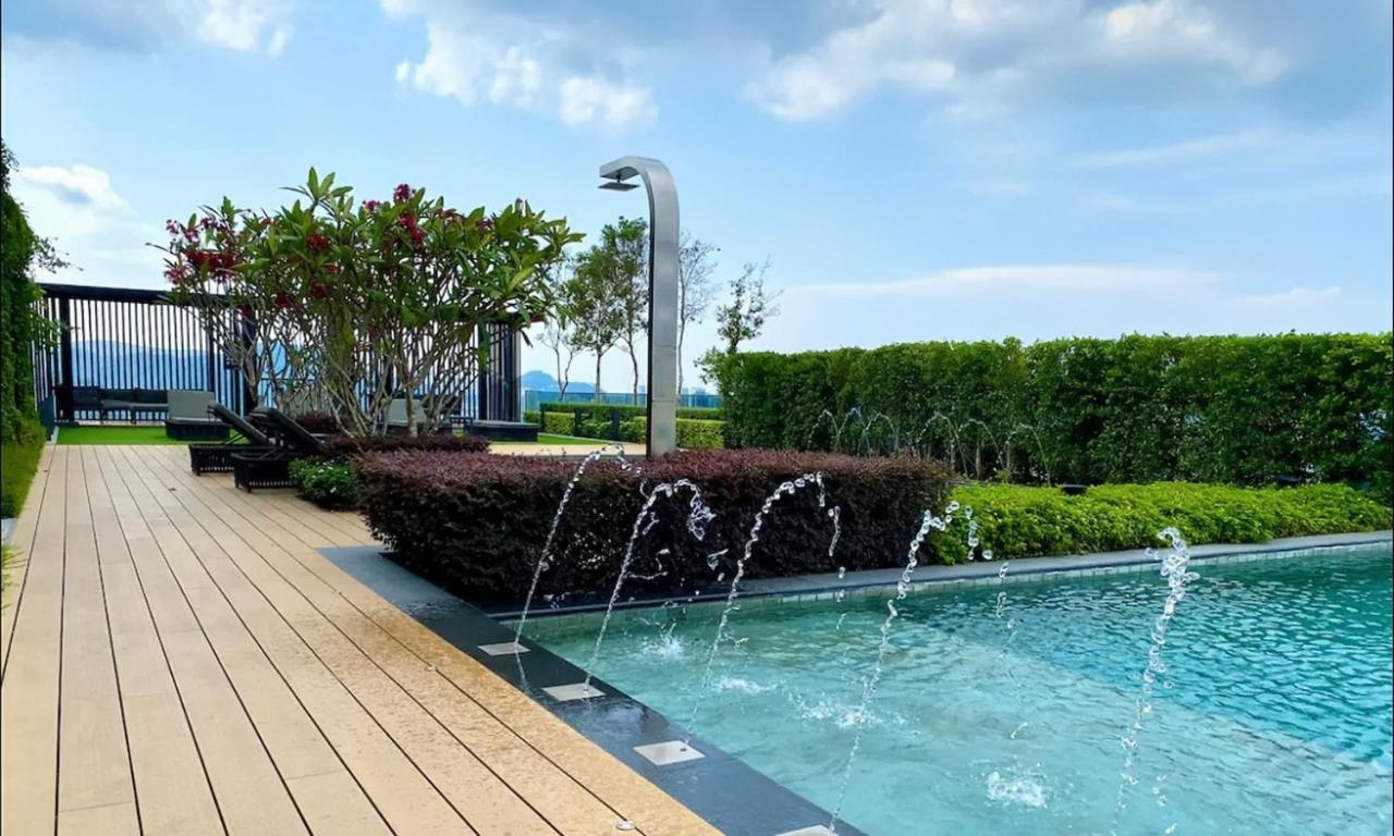 Skypool With Seaview 8Pax Beacon Executive Suites - Georgetown City Centre - 3Km To Komtar Exterior foto
