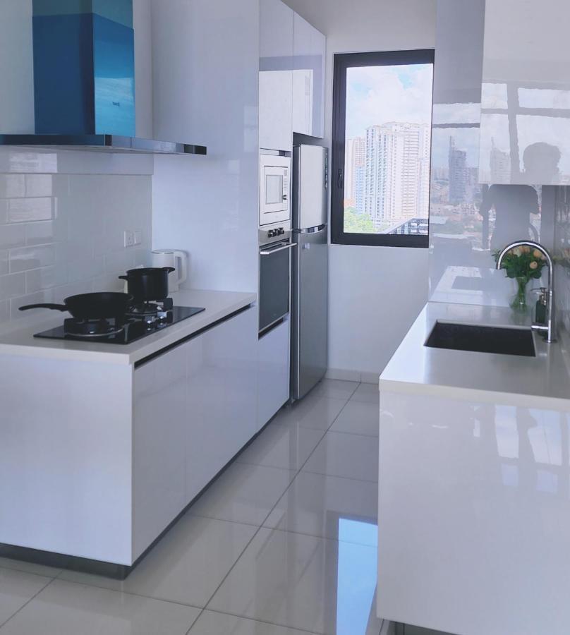 Skypool With Seaview 8Pax Beacon Executive Suites - Georgetown City Centre - 3Km To Komtar Exterior foto